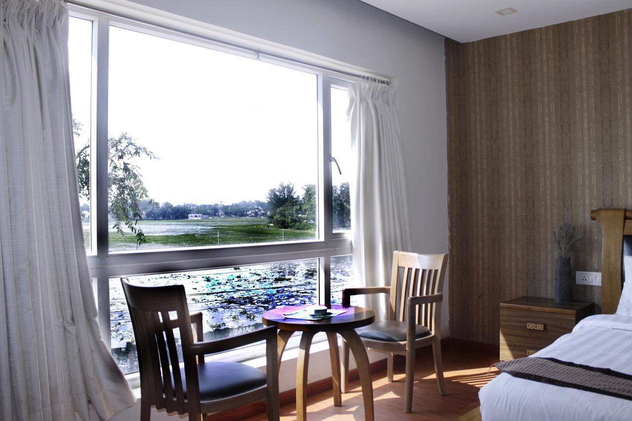 Hotel Akash Sarovar Пурулія Екстер'єр фото