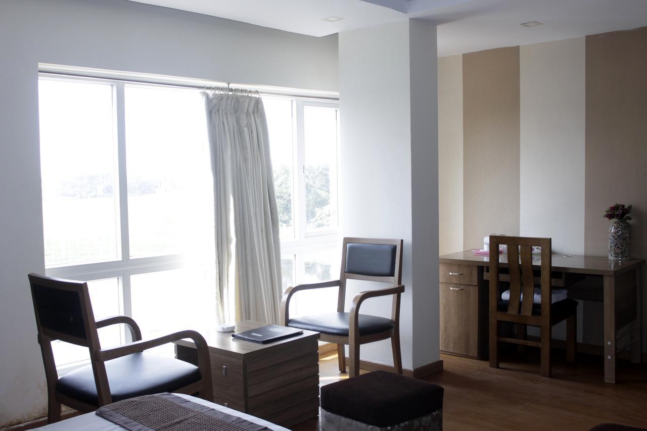 Hotel Akash Sarovar Пурулія Номер фото